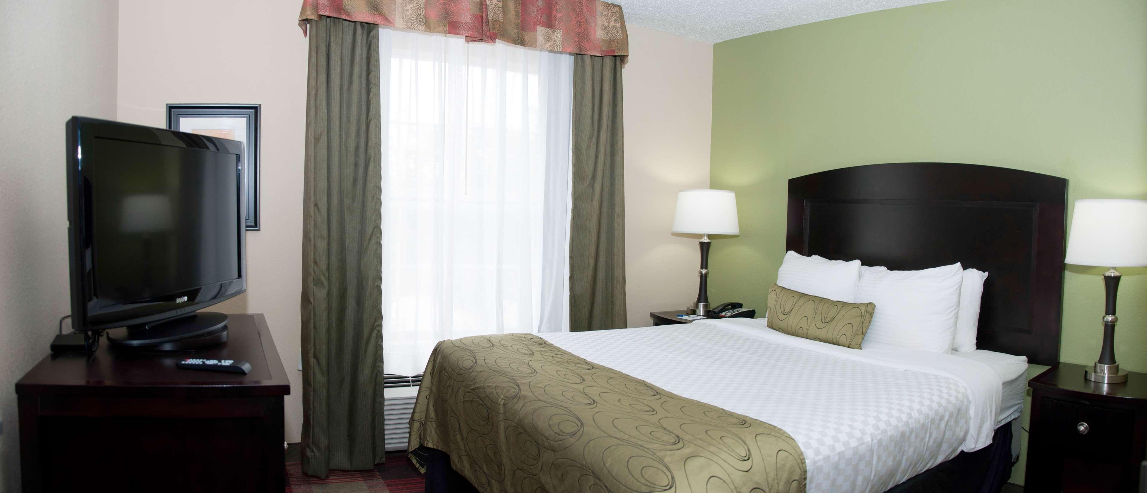Best Western Plus Addison/Dallas Hotel Eksteriør billede